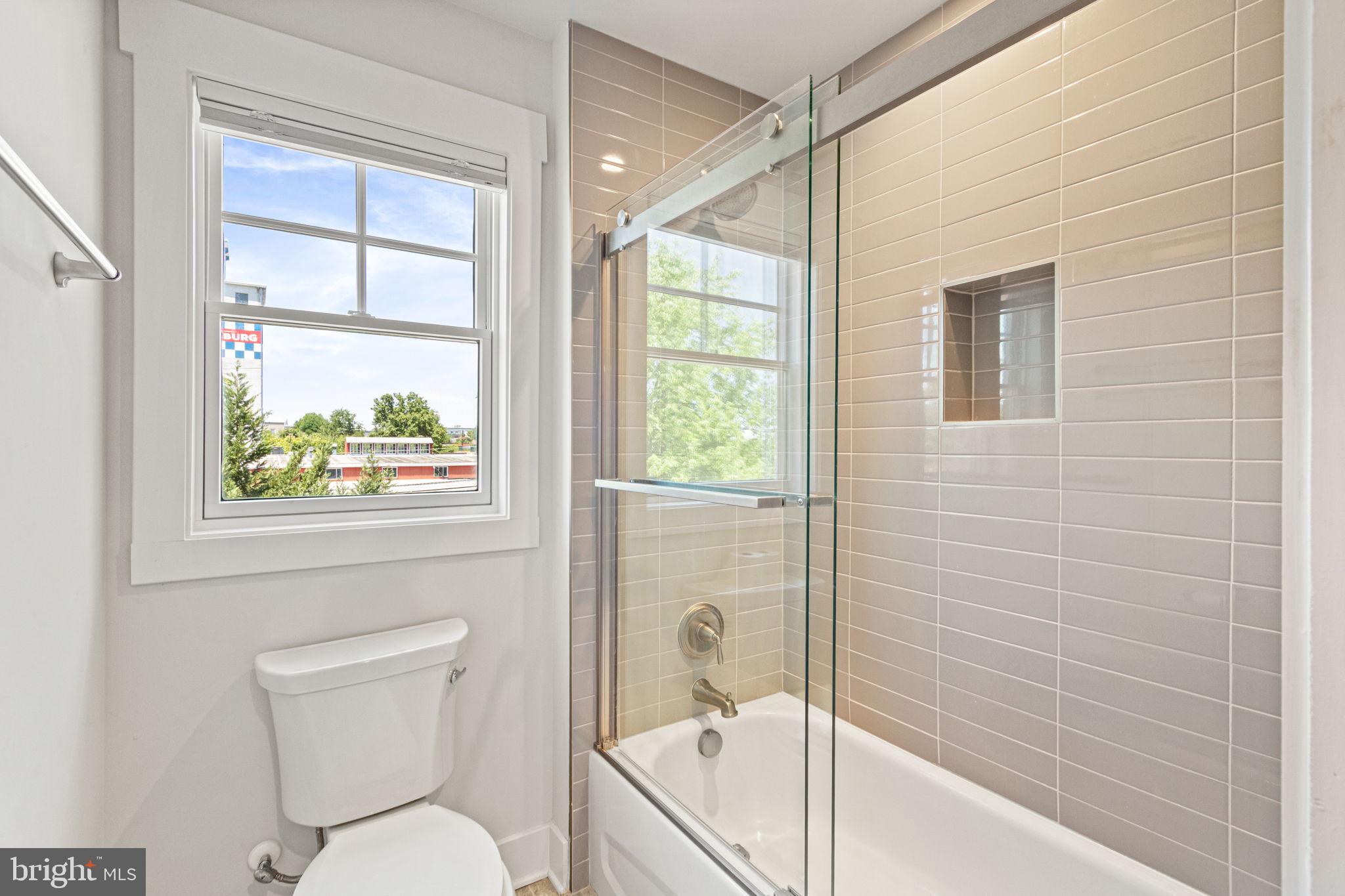DARBYTOWN - Residential