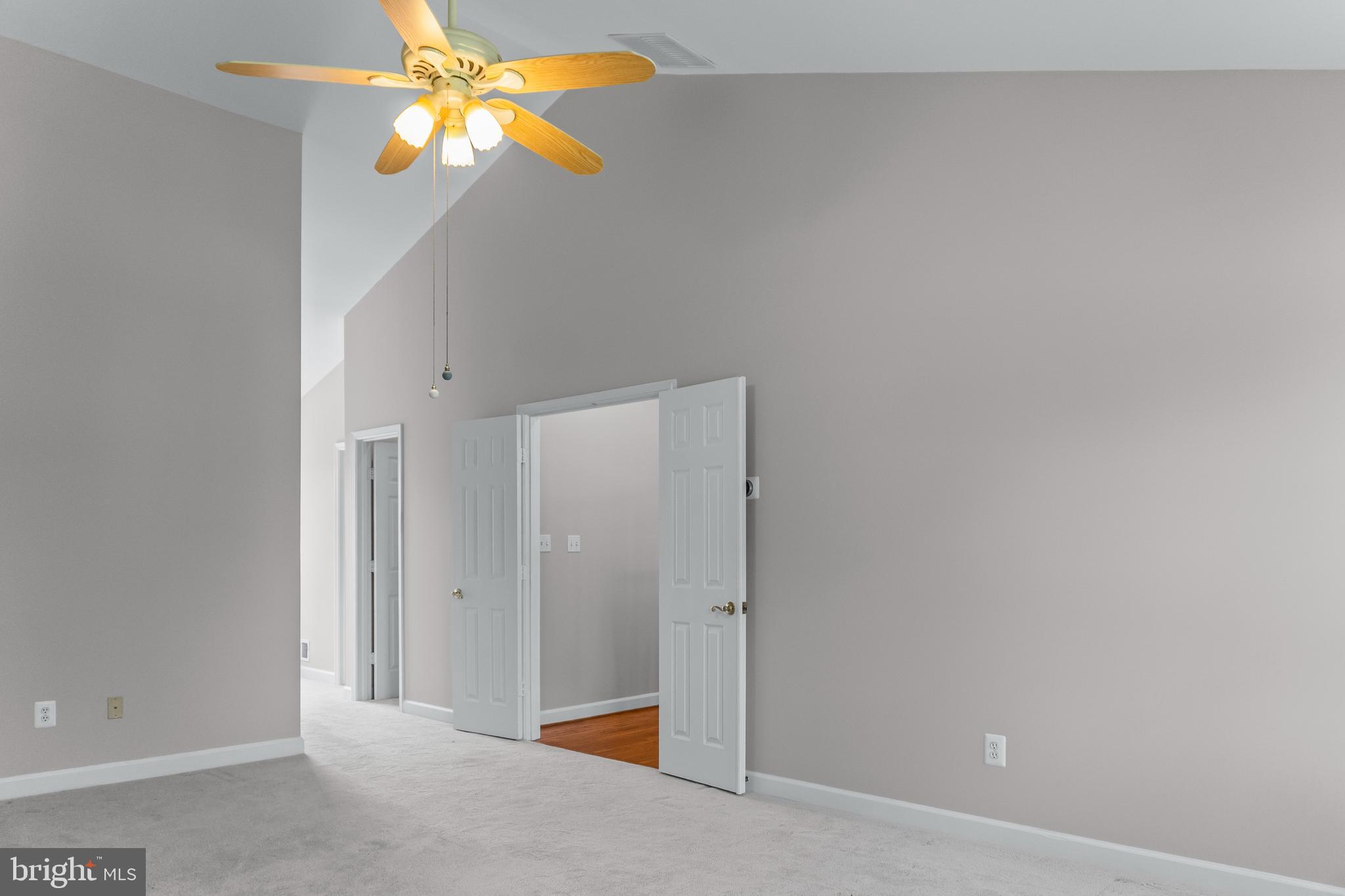 SPRING MEADOWS - Residential