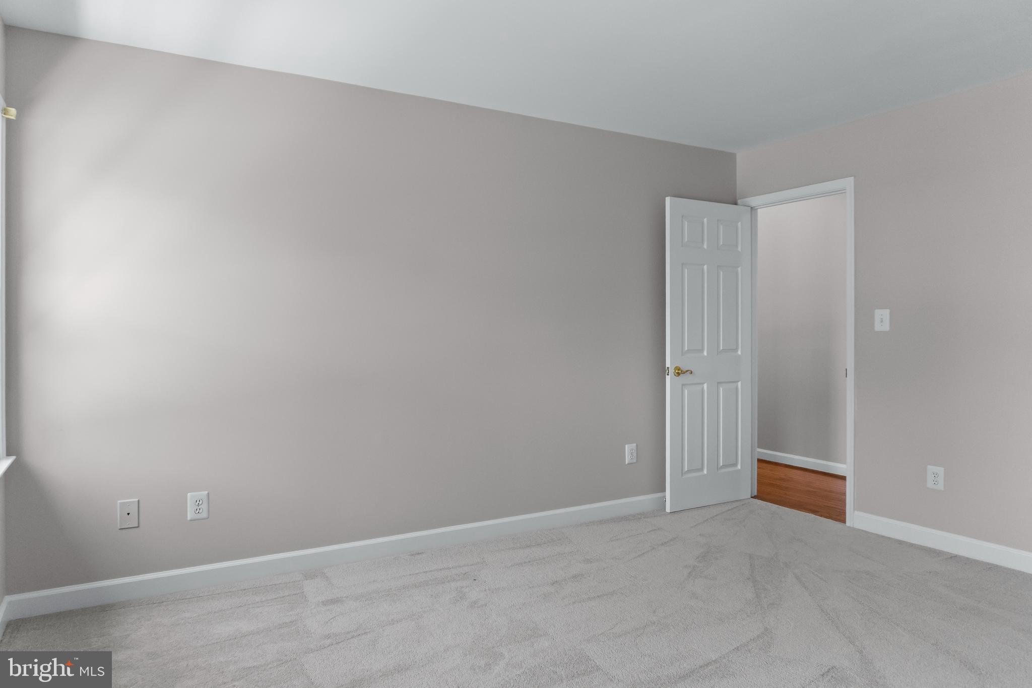 SPRING MEADOWS - Residential
