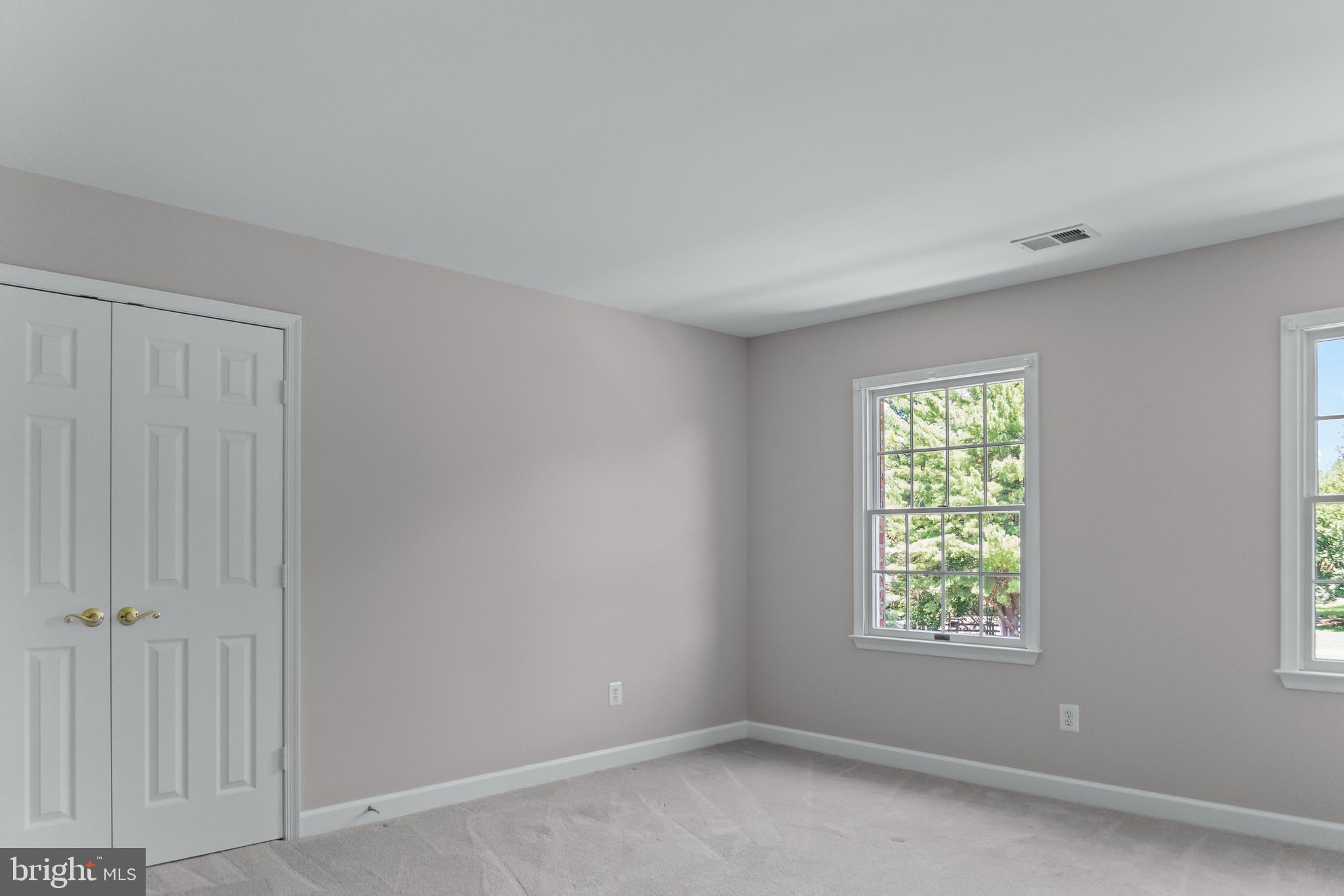 SPRING MEADOWS - Residential