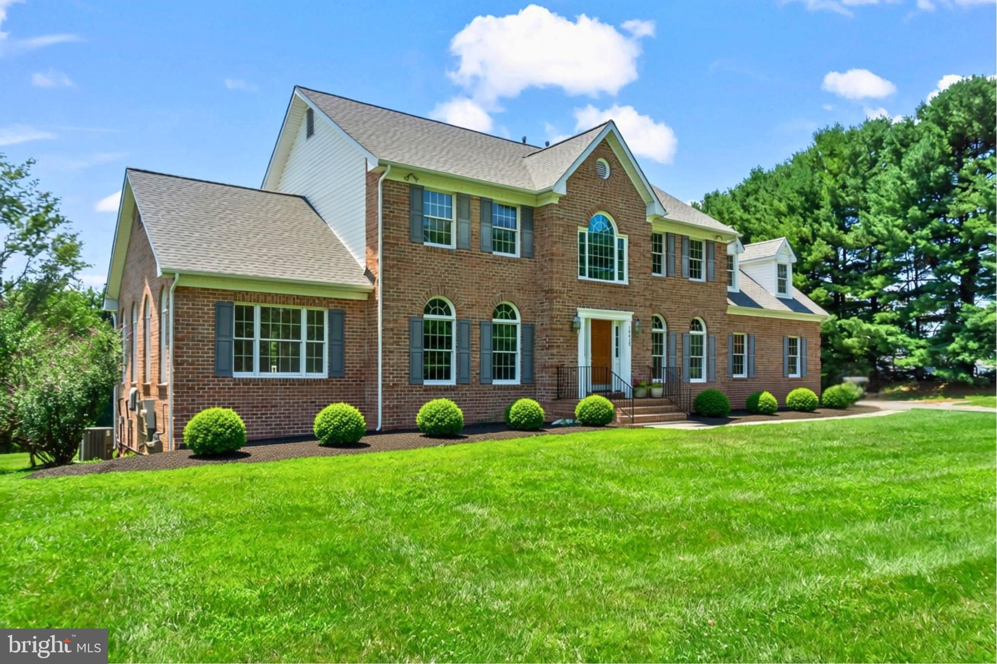 SPRING MEADOWS - Residential