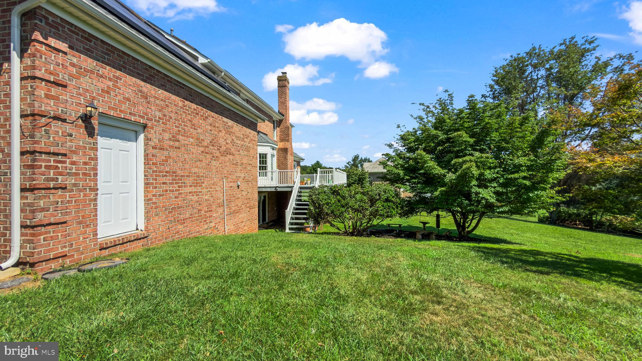SPRING MEADOWS - Residential
