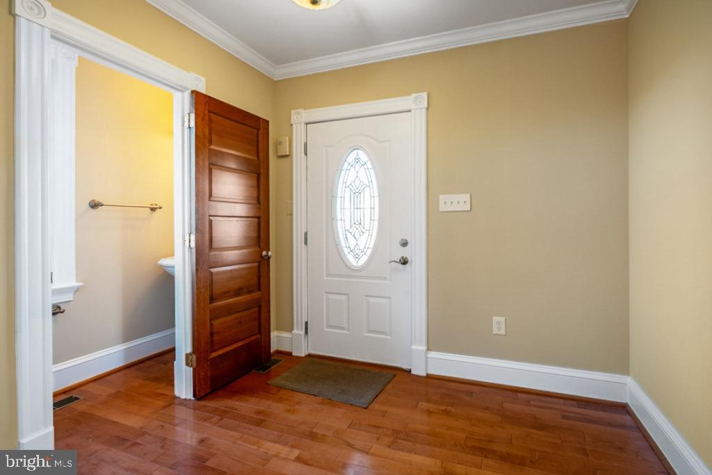 DEALE - Residential