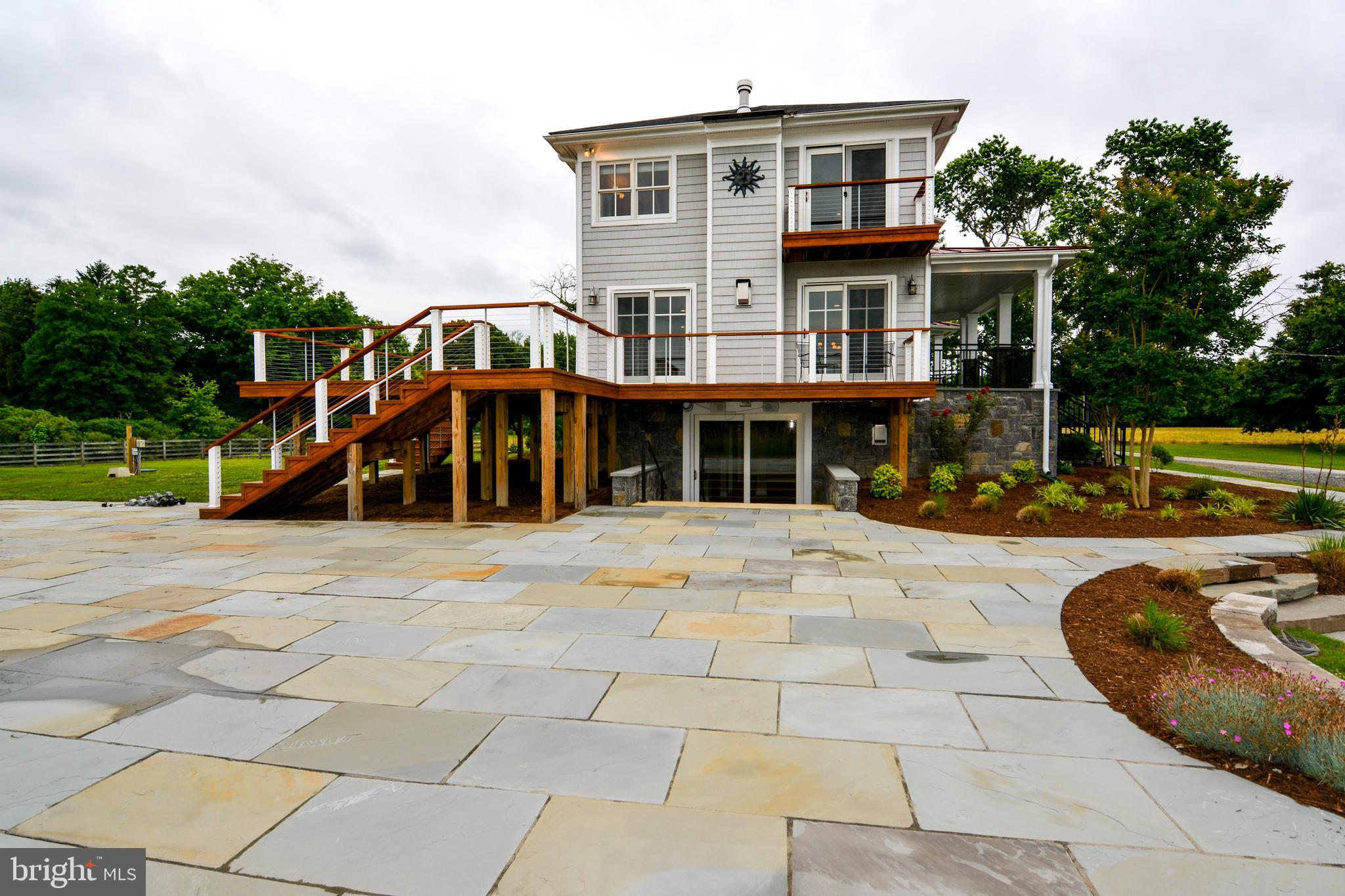 DEALE - Residential