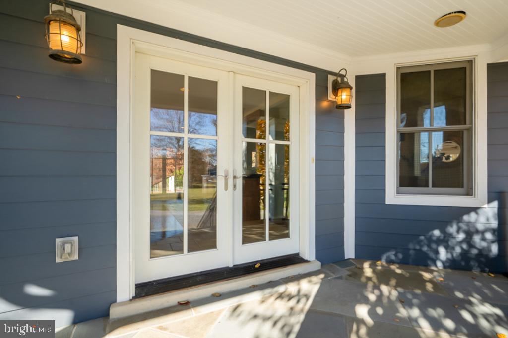 DEALE - Residential