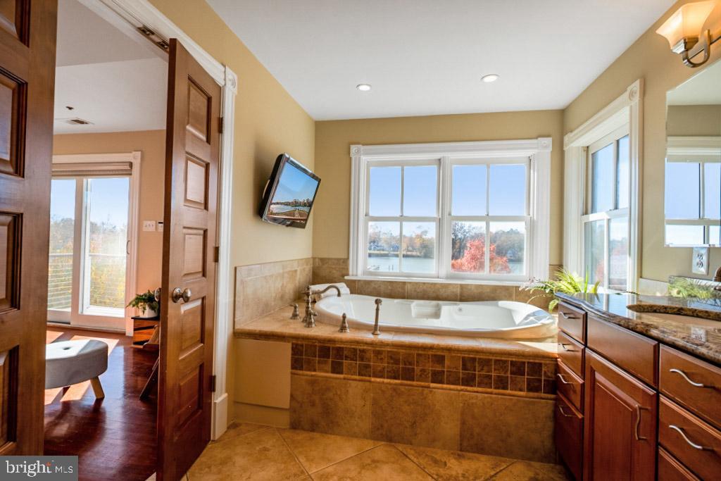 DEALE - Residential
