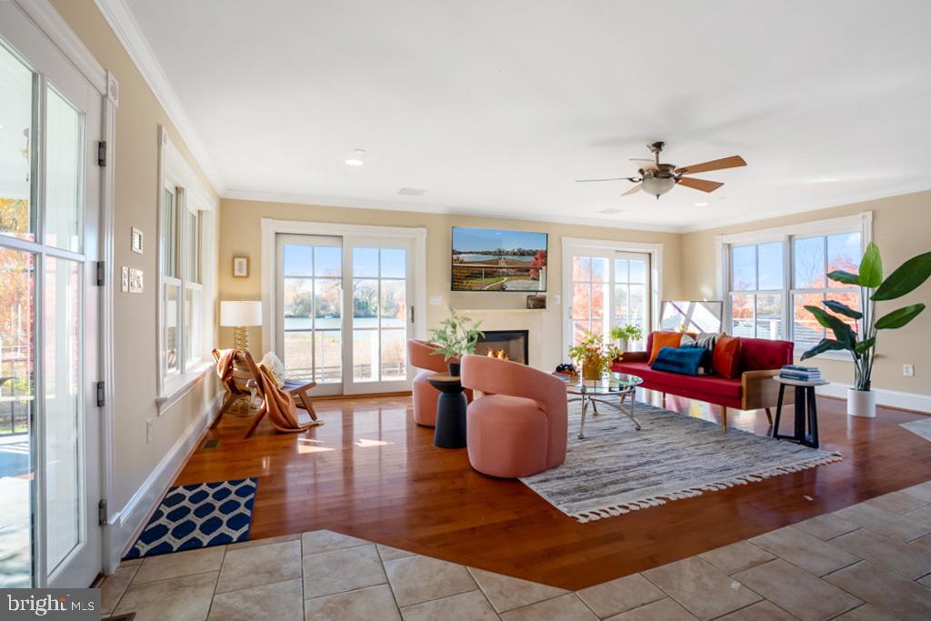 DEALE - Residential