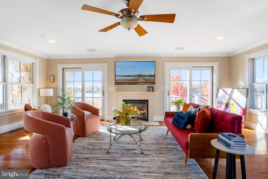 DEALE - Residential