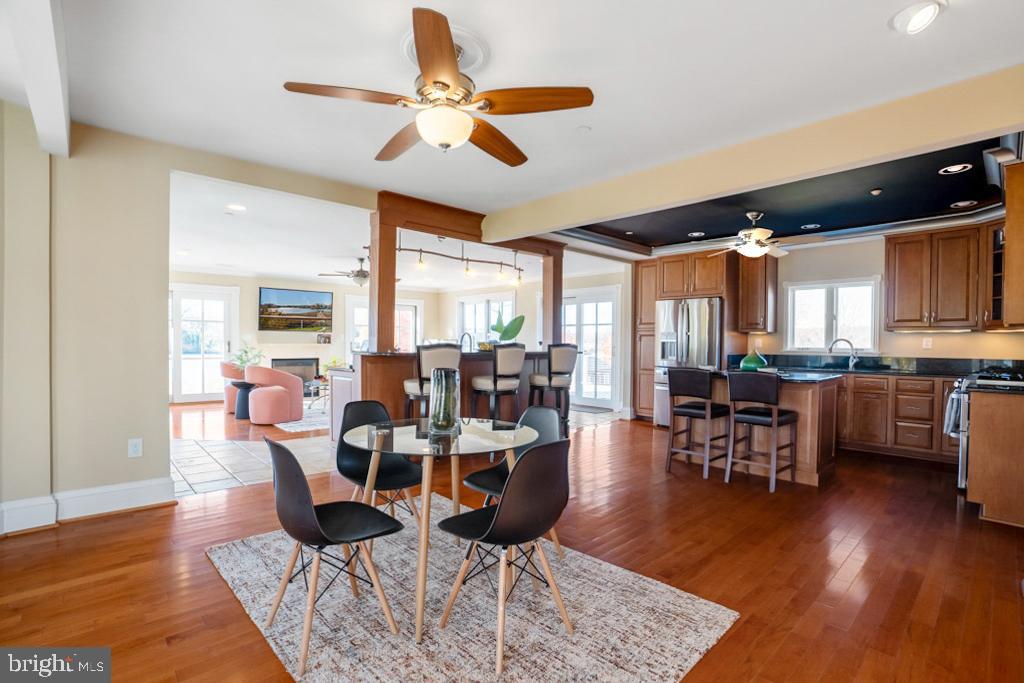 DEALE - Residential