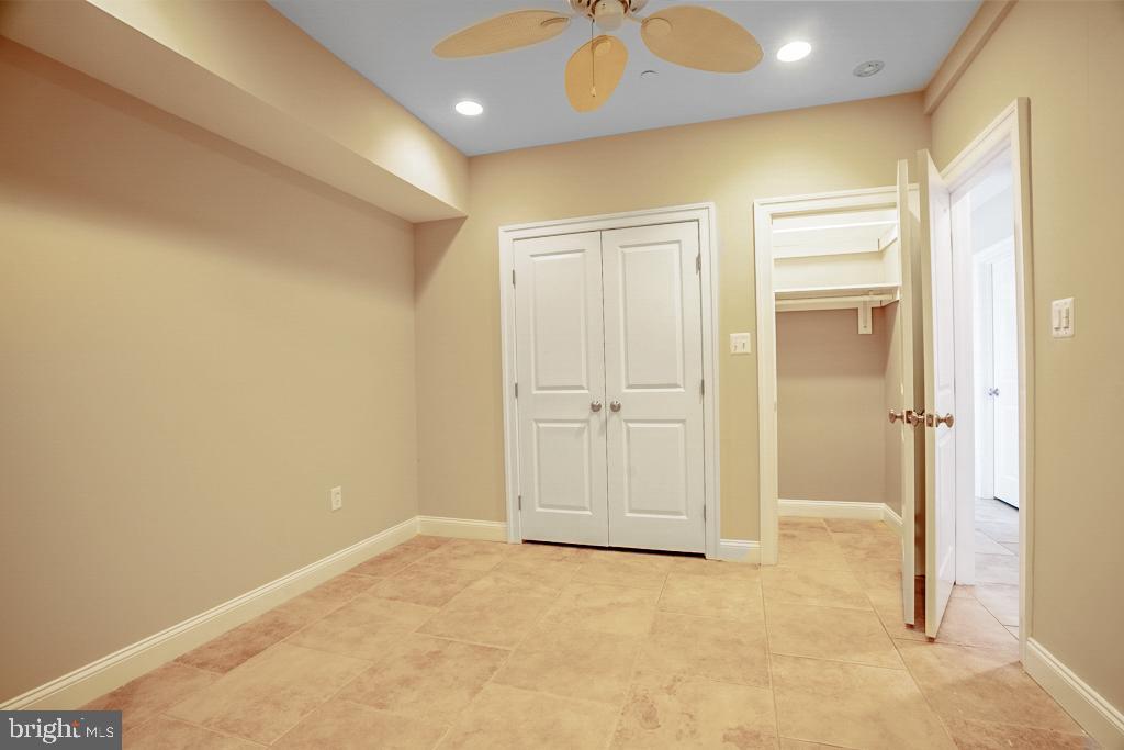 DEALE - Residential