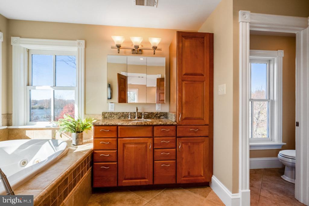 DEALE - Residential