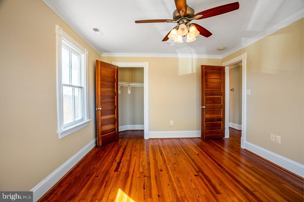 DEALE - Residential