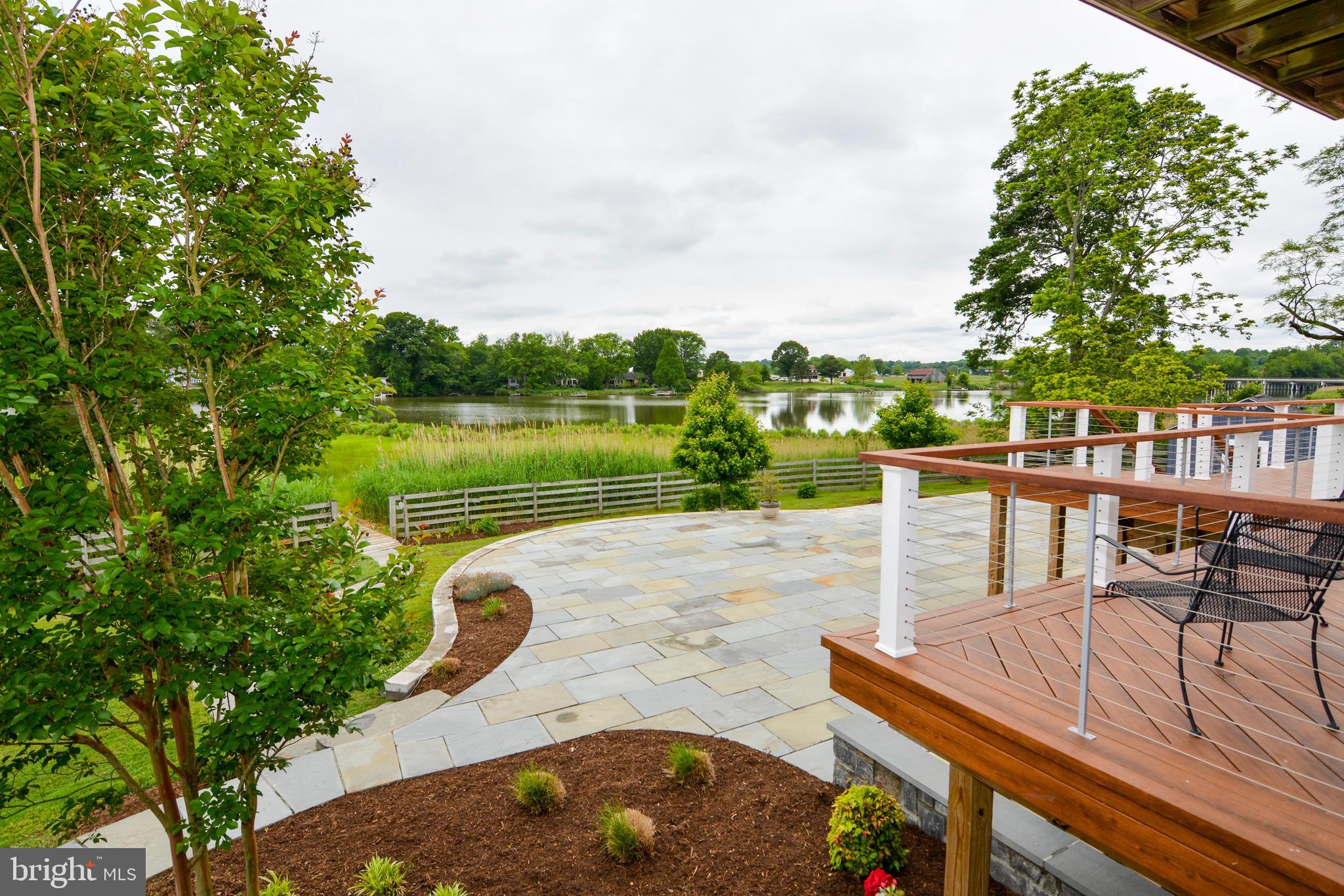 DEALE - Residential