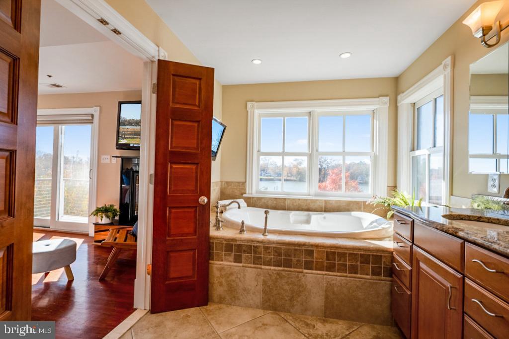 DEALE - Residential
