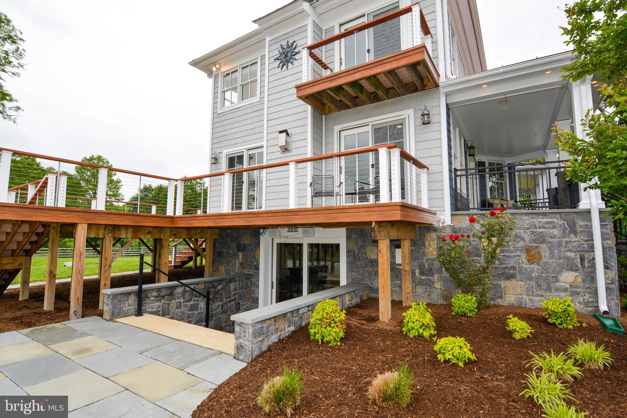 DEALE - Residential