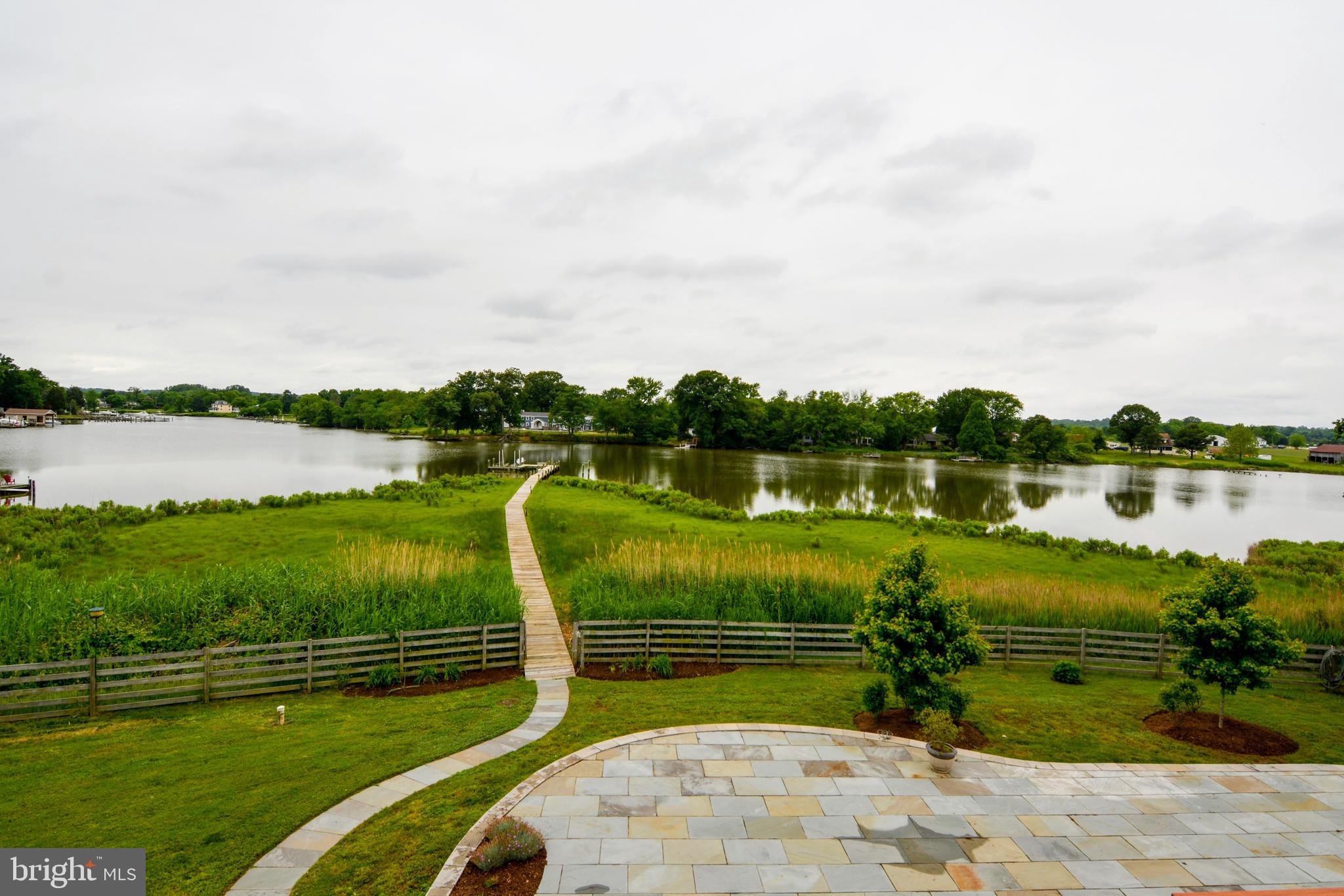 DEALE - Residential
