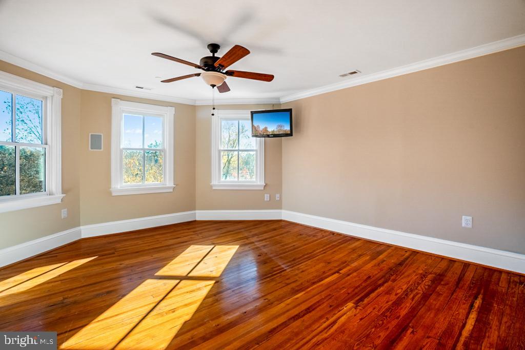 DEALE - Residential