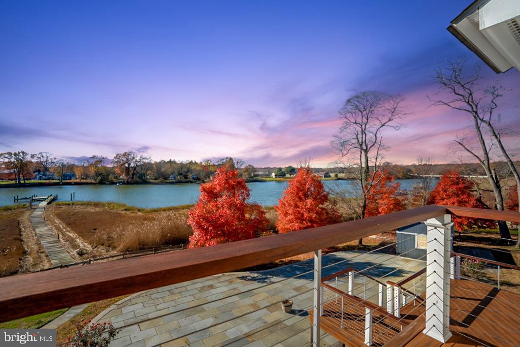 DEALE - Residential