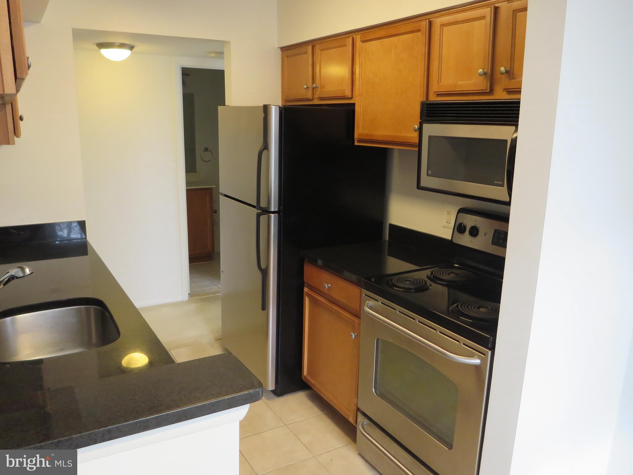 RESTON - Residential Lease