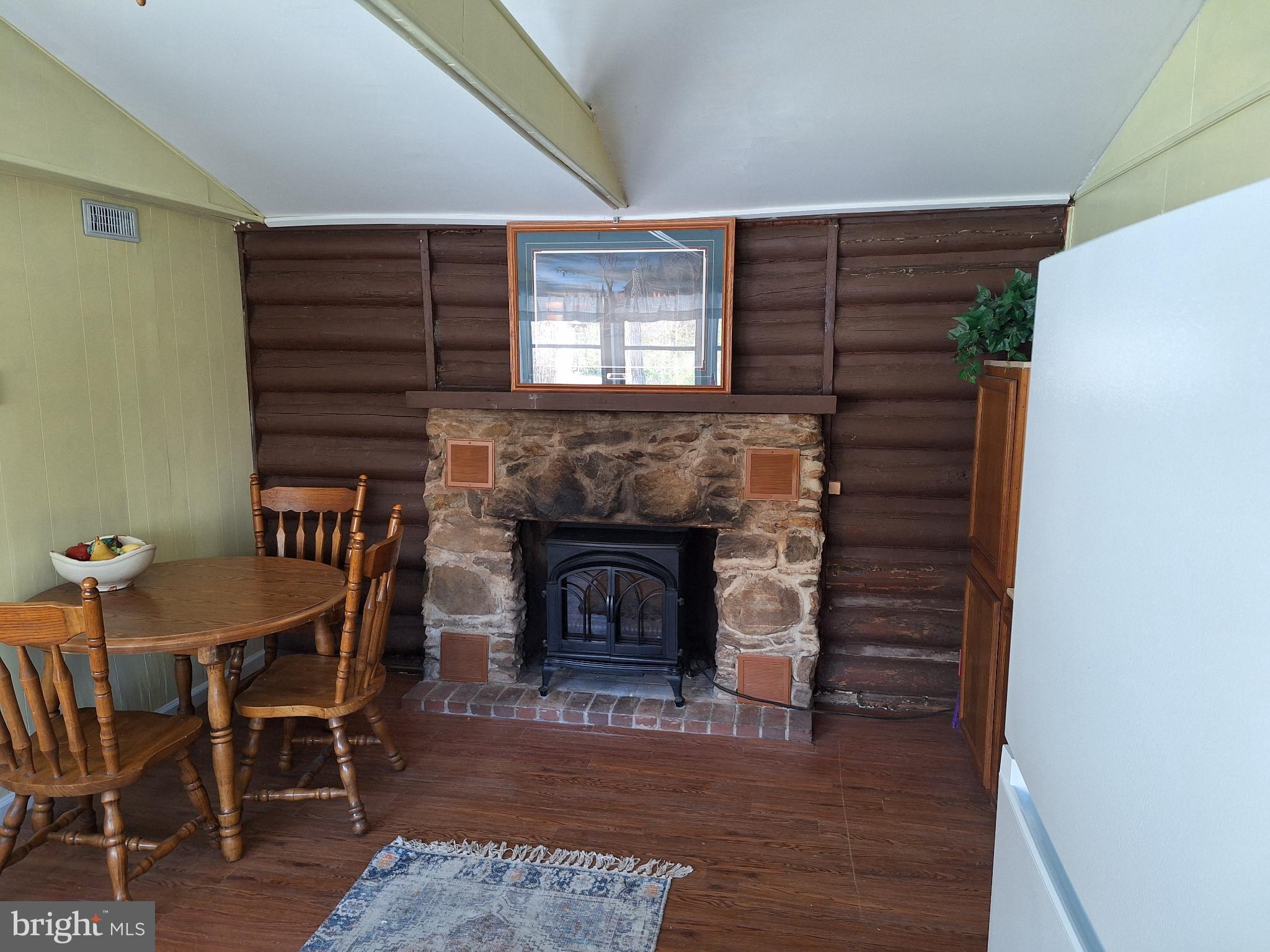 SHANNONDALE - Residential