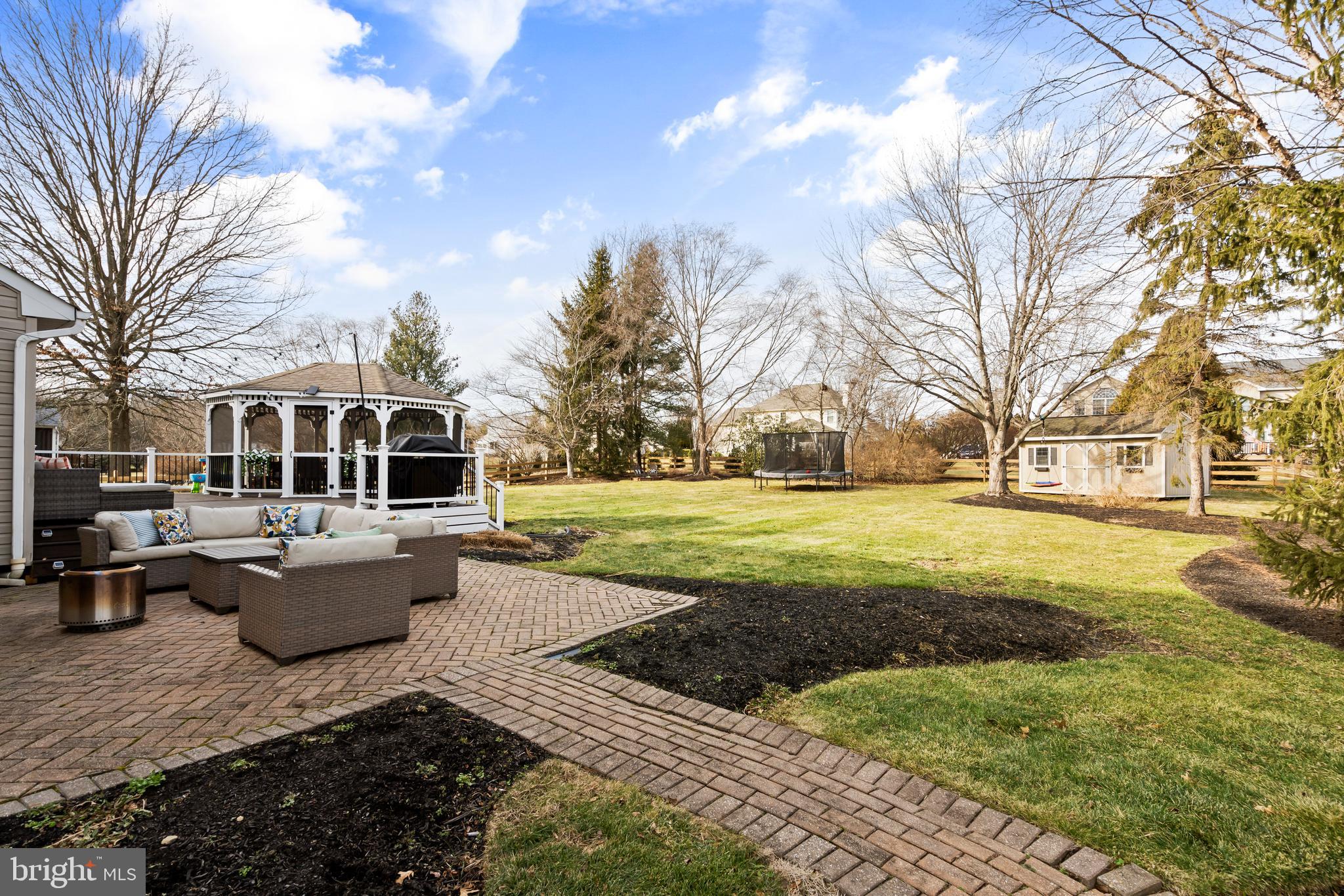 PENNS FIELD AT FAR - Residential