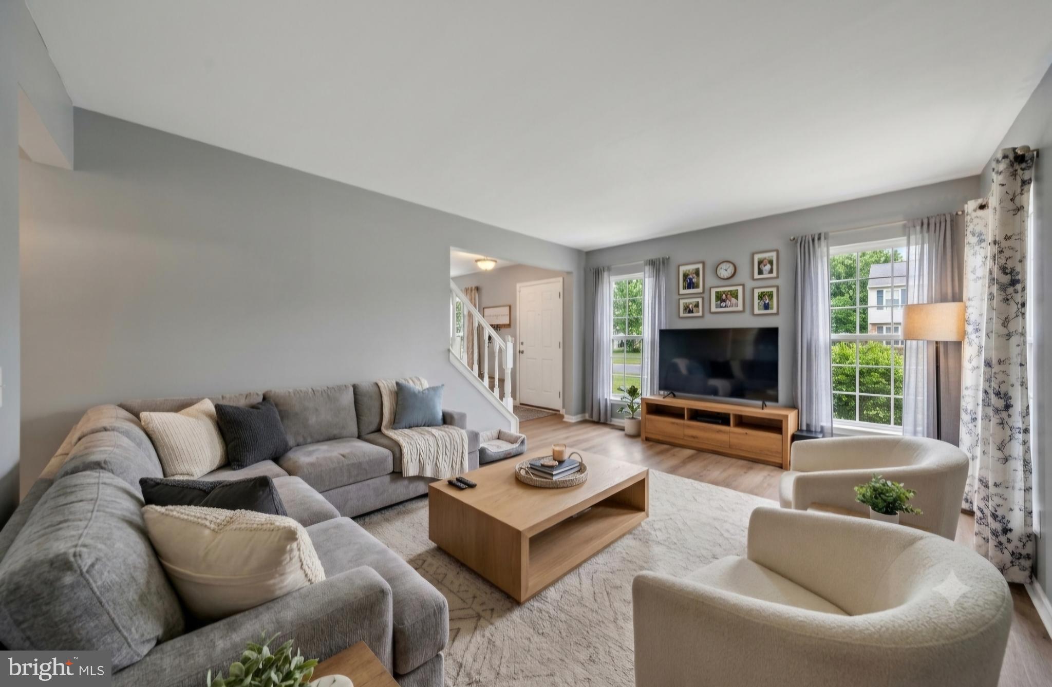 SCARBOROUGH MANOR - Residential