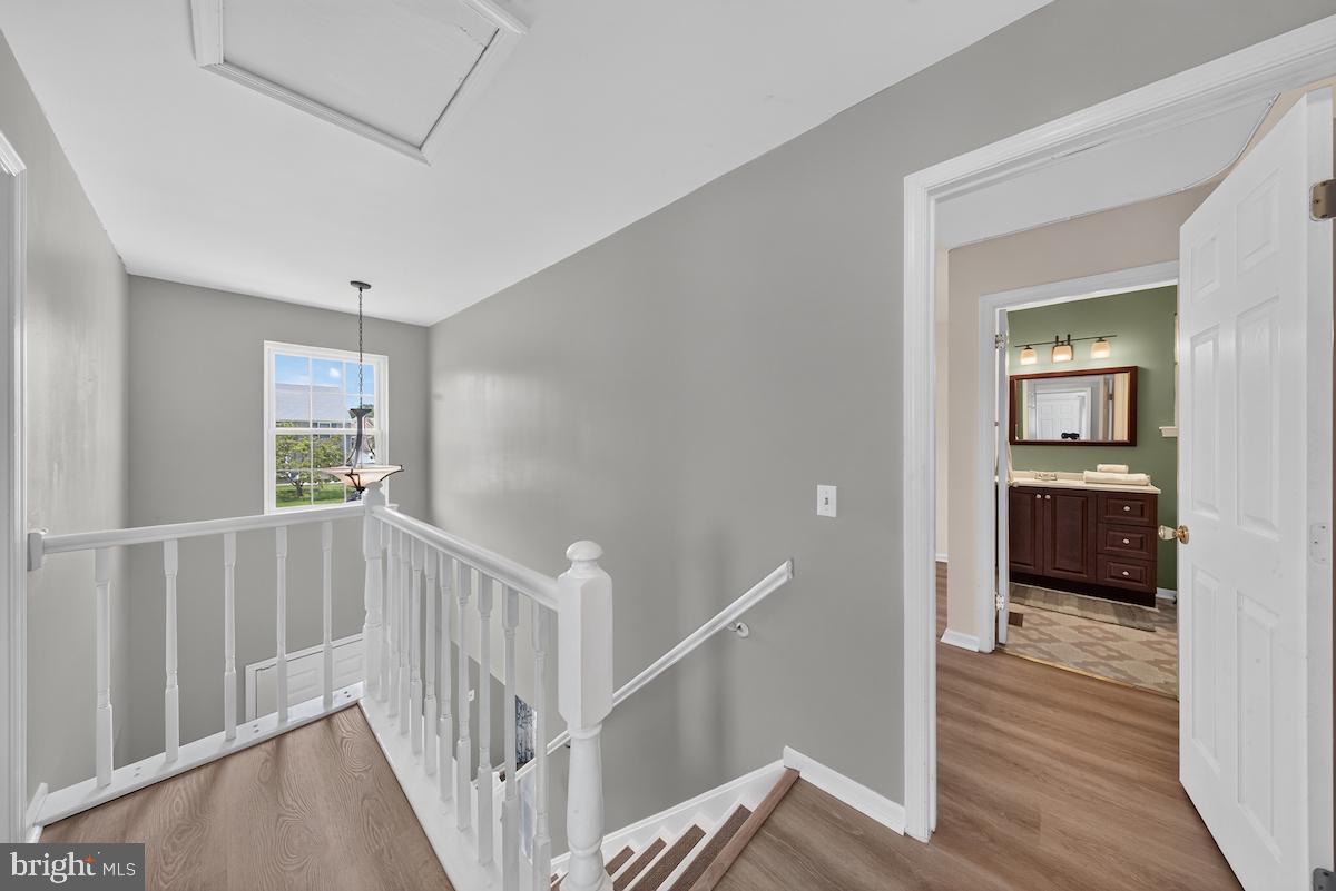 SCARBOROUGH MANOR - Residential