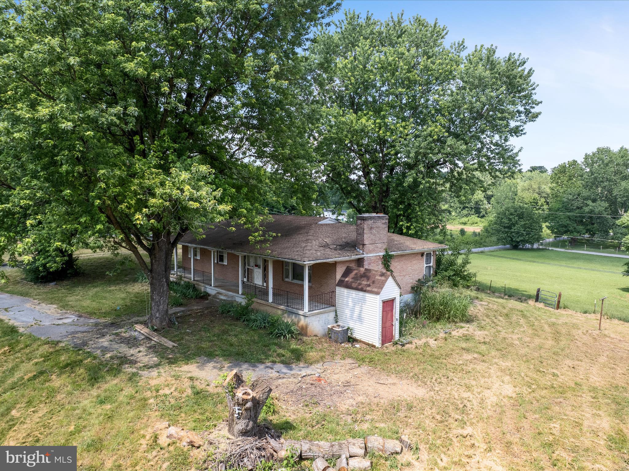WALNUT GROVE - Residential