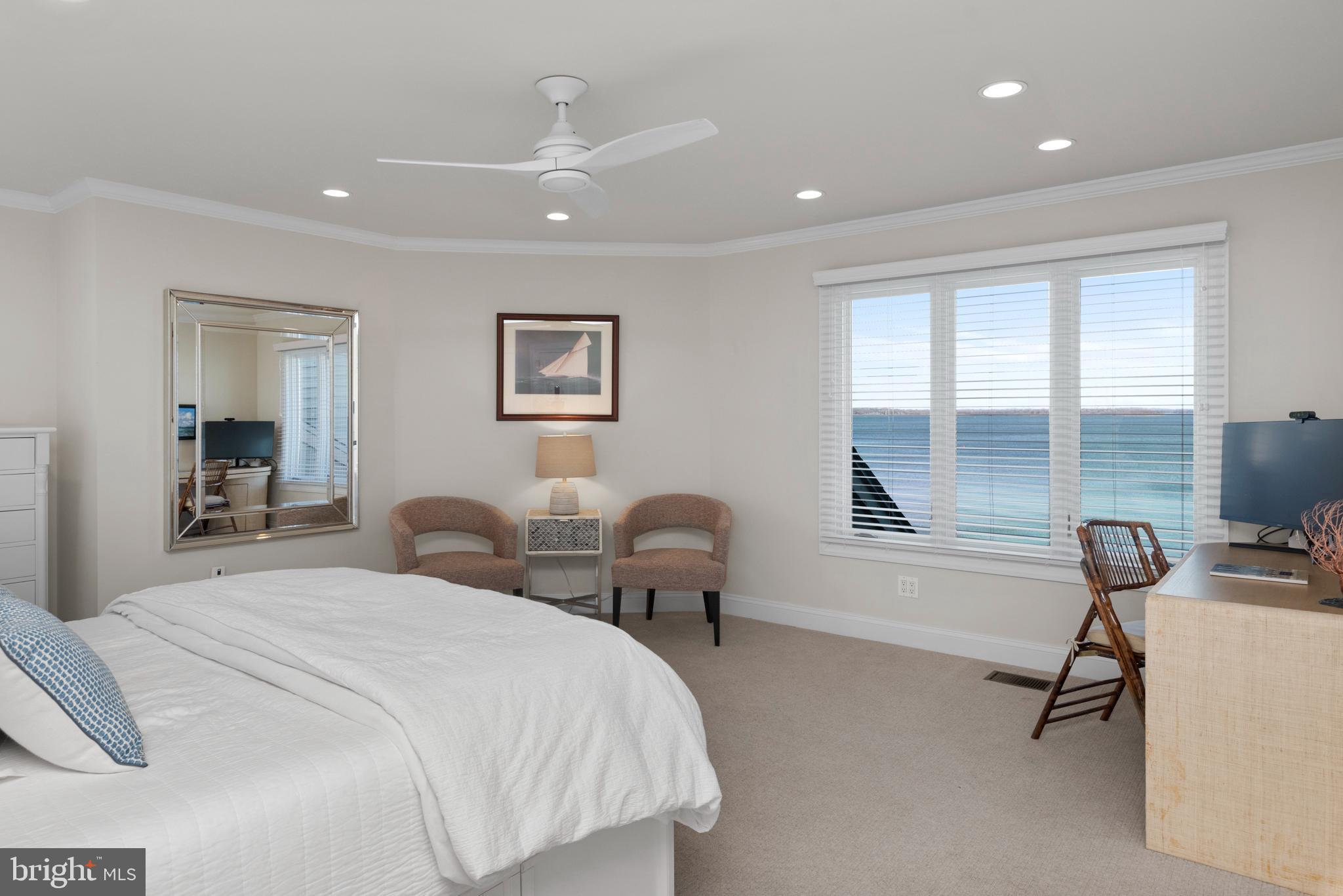 CHESAPEAKE HARBOUR - Residential