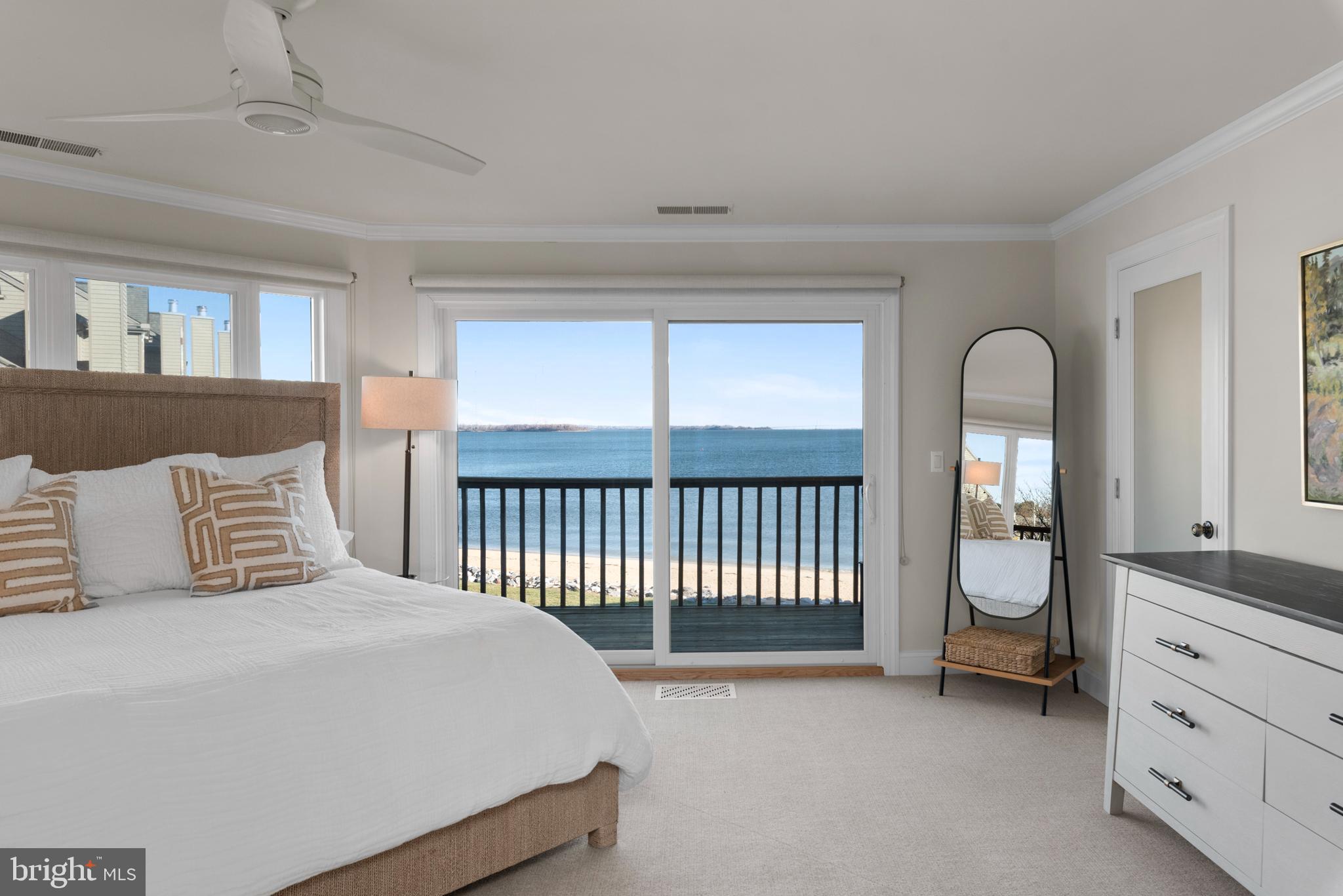 CHESAPEAKE HARBOUR - Residential