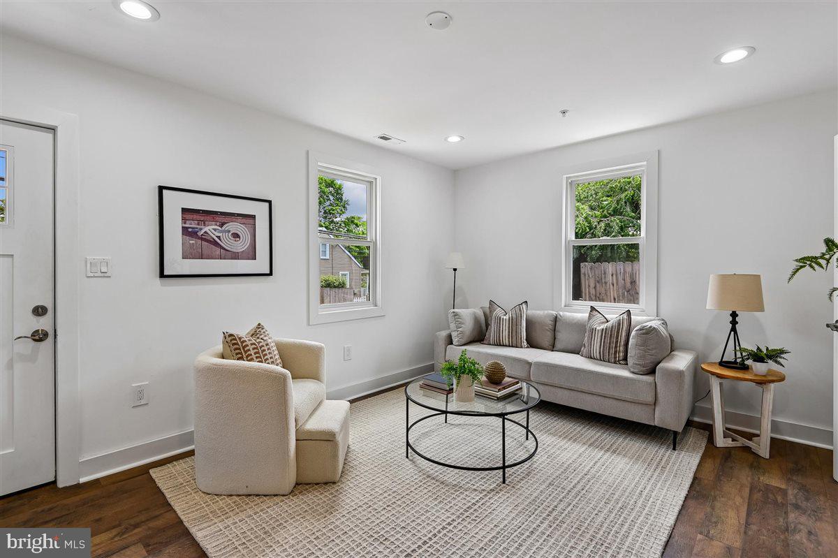 EASTPORT - Residential