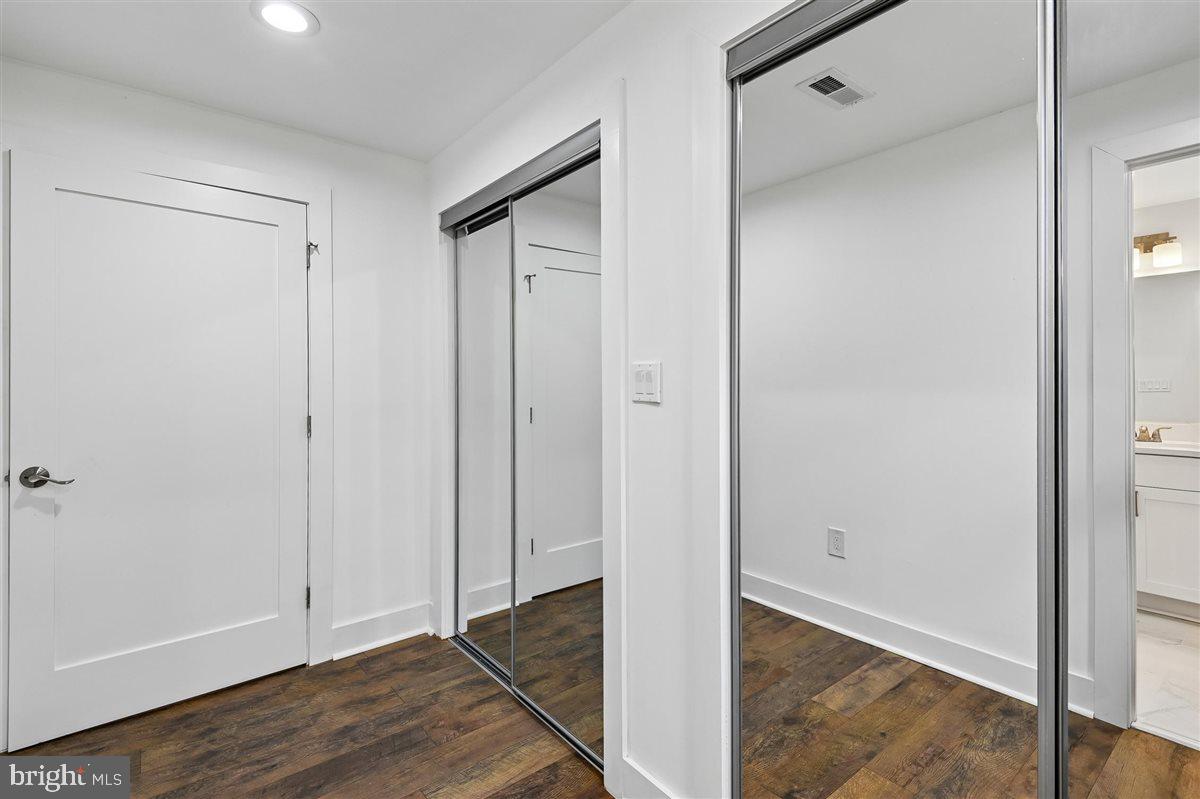 EASTPORT - Residential