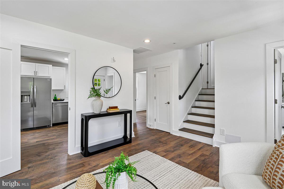 EASTPORT - Residential