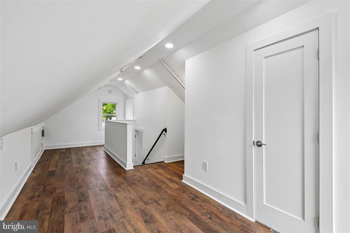 EASTPORT - Residential