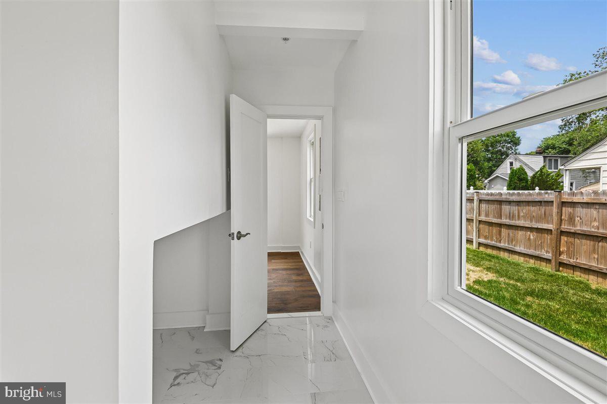 EASTPORT - Residential