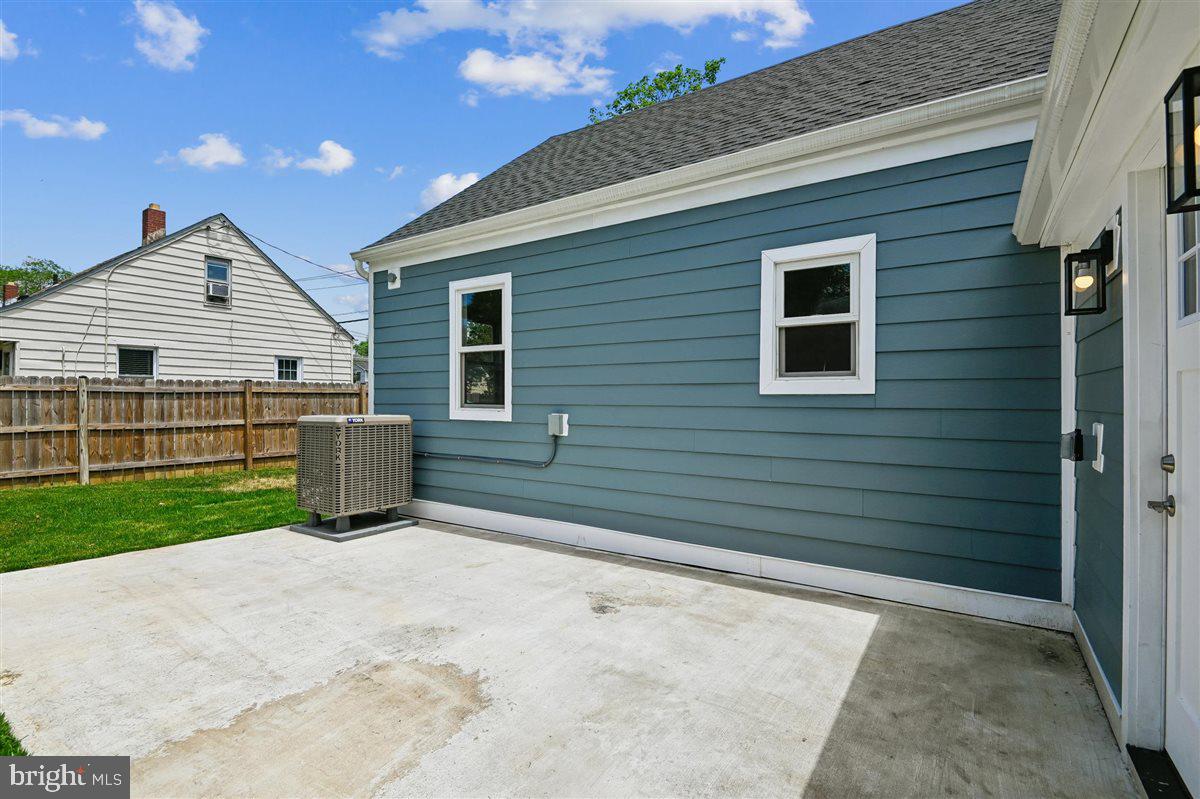 EASTPORT - Residential