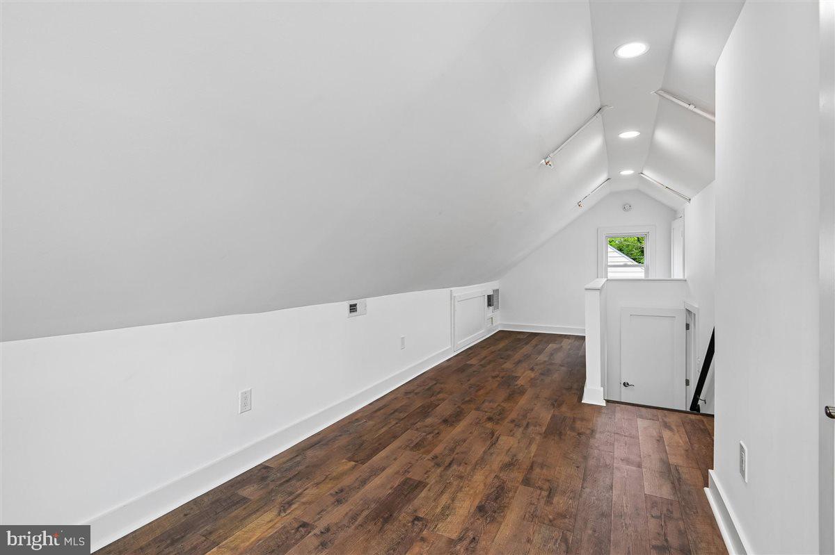 EASTPORT - Residential