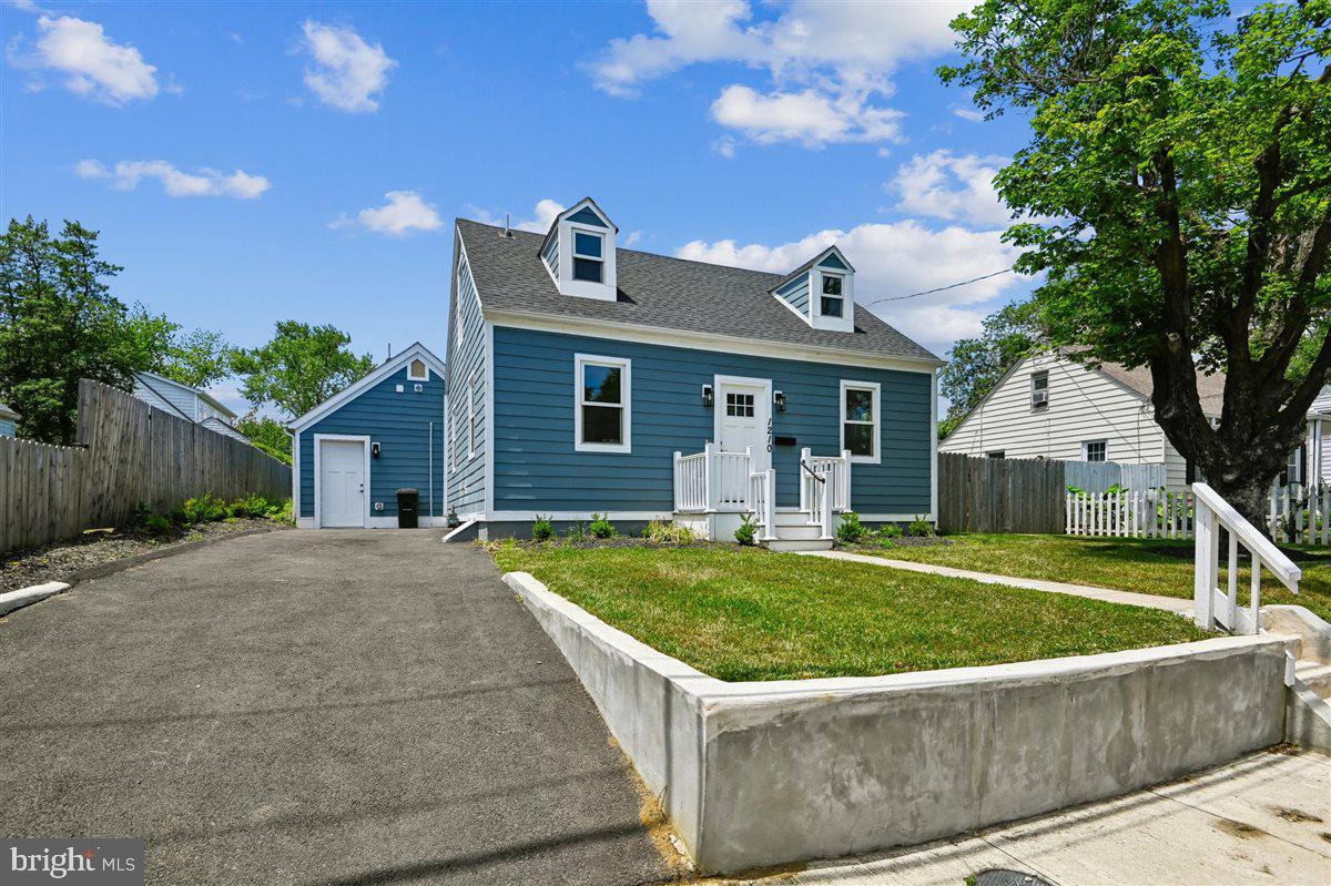 EASTPORT - Residential
