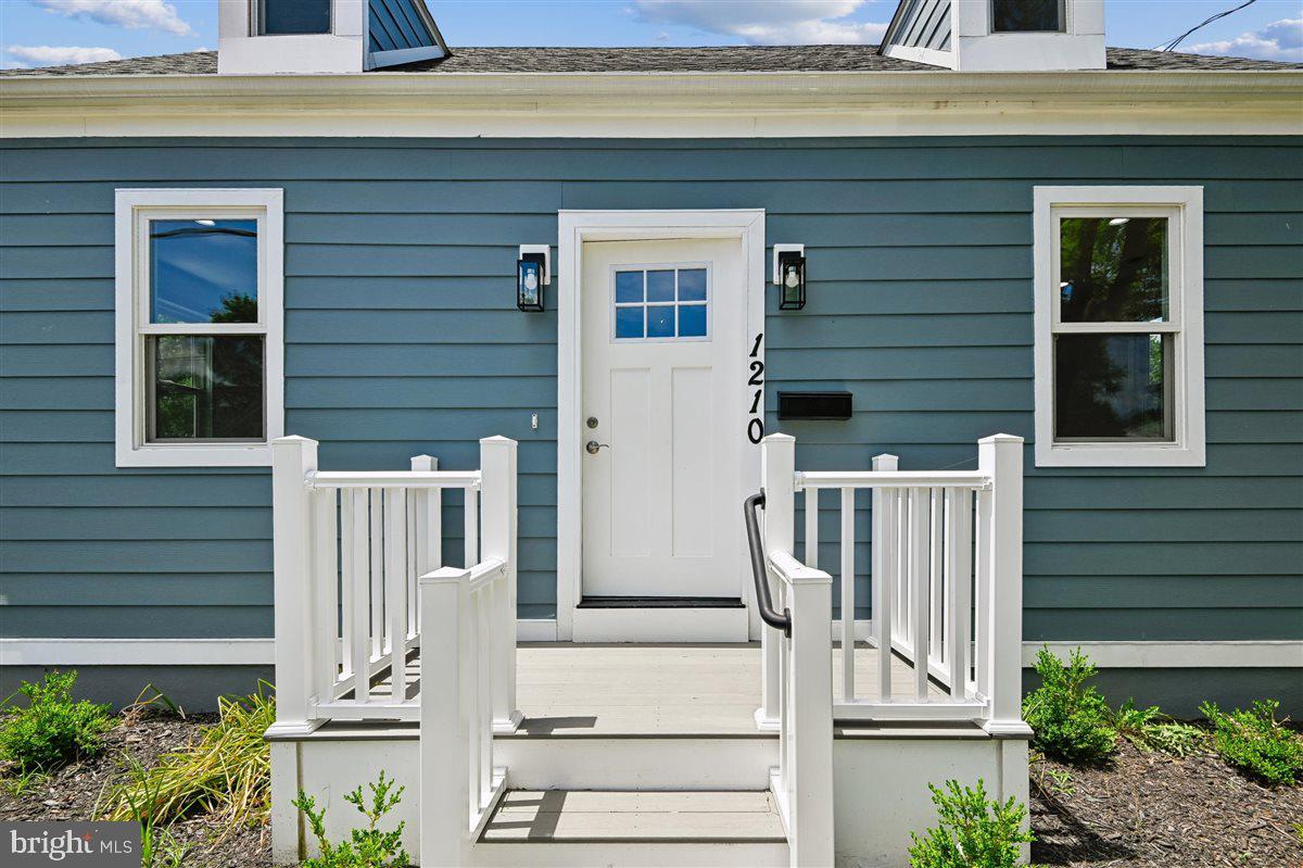 EASTPORT - Residential