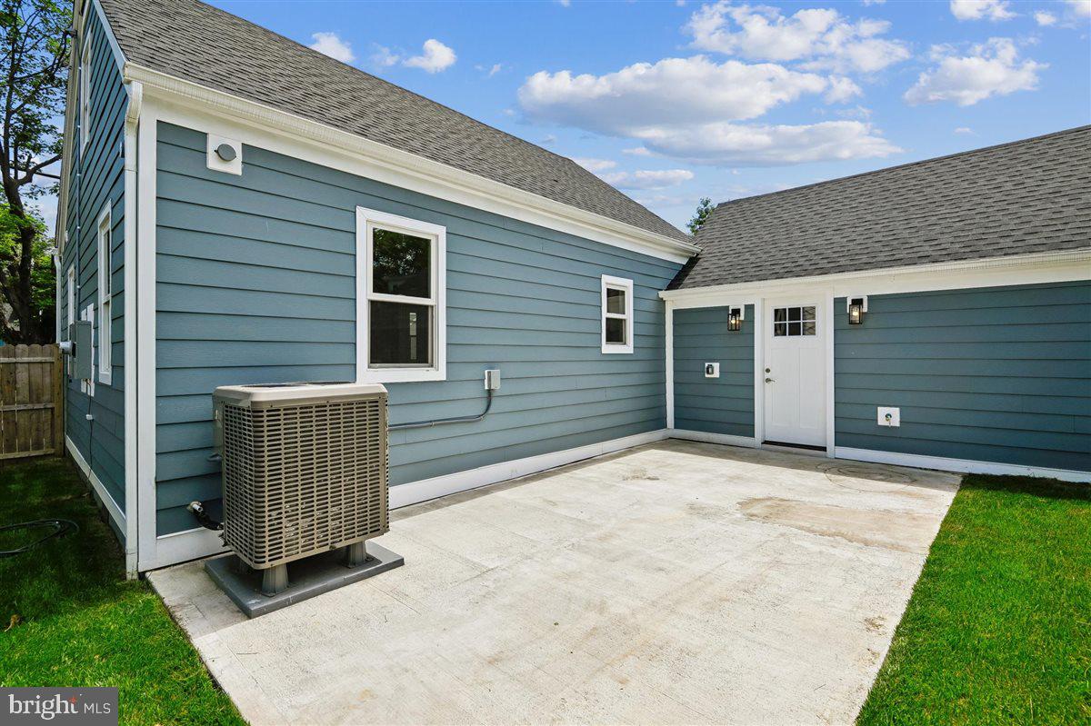EASTPORT - Residential
