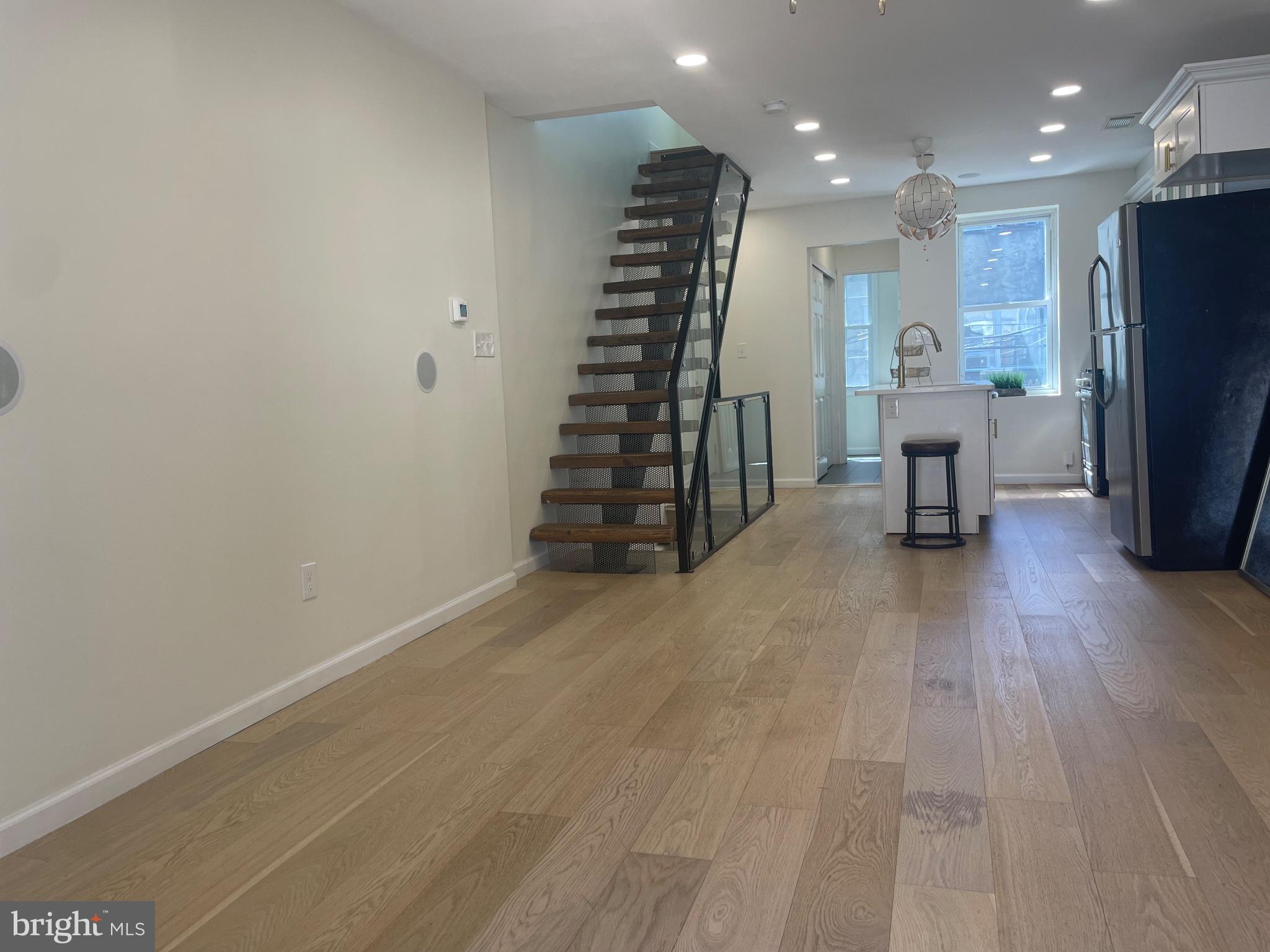 GRAYS FERRY - Residential