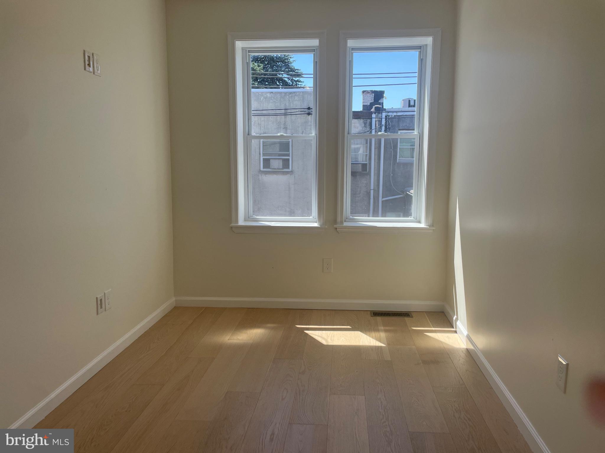 GRAYS FERRY - Residential