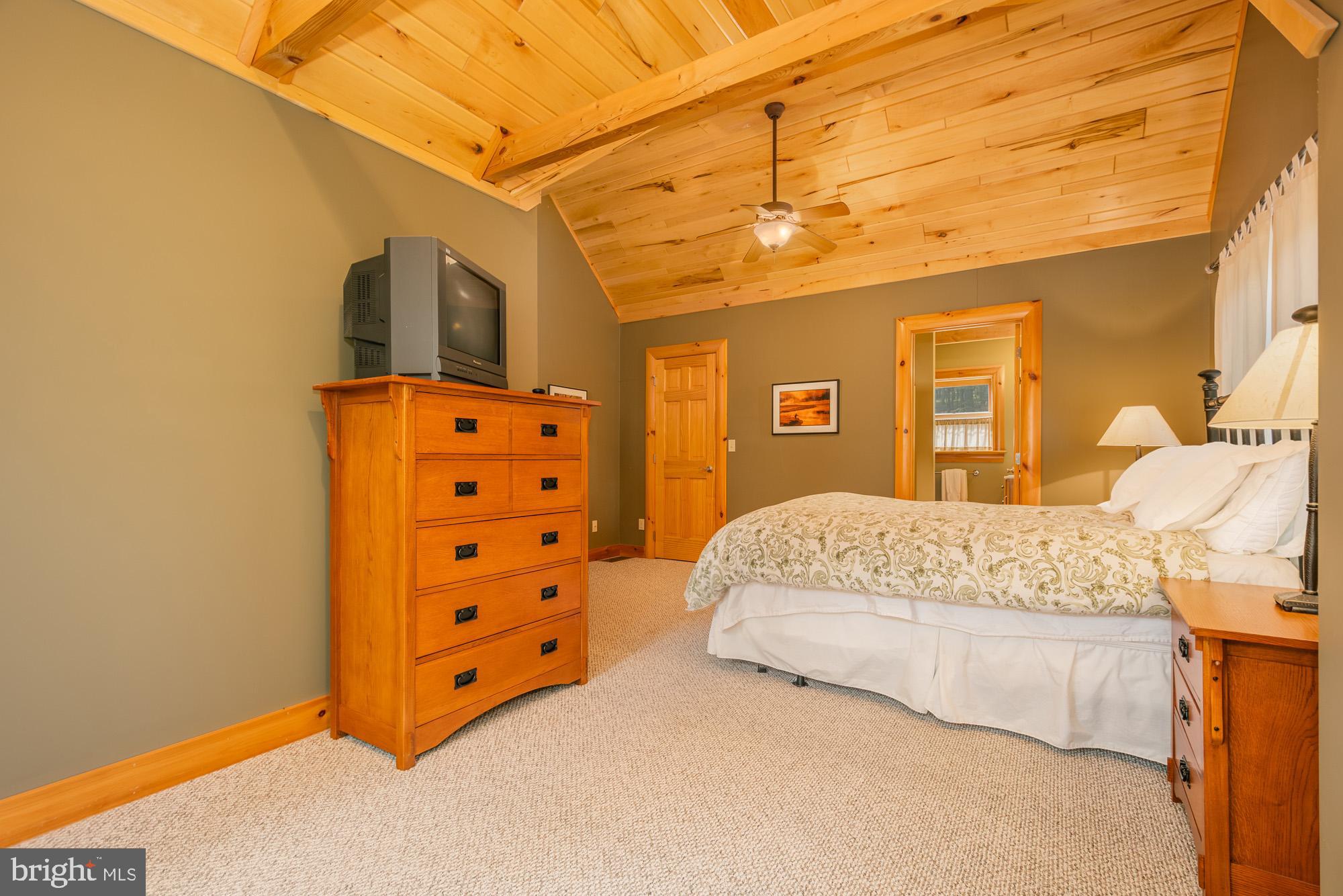 NORTH GLADE COVE - Residential