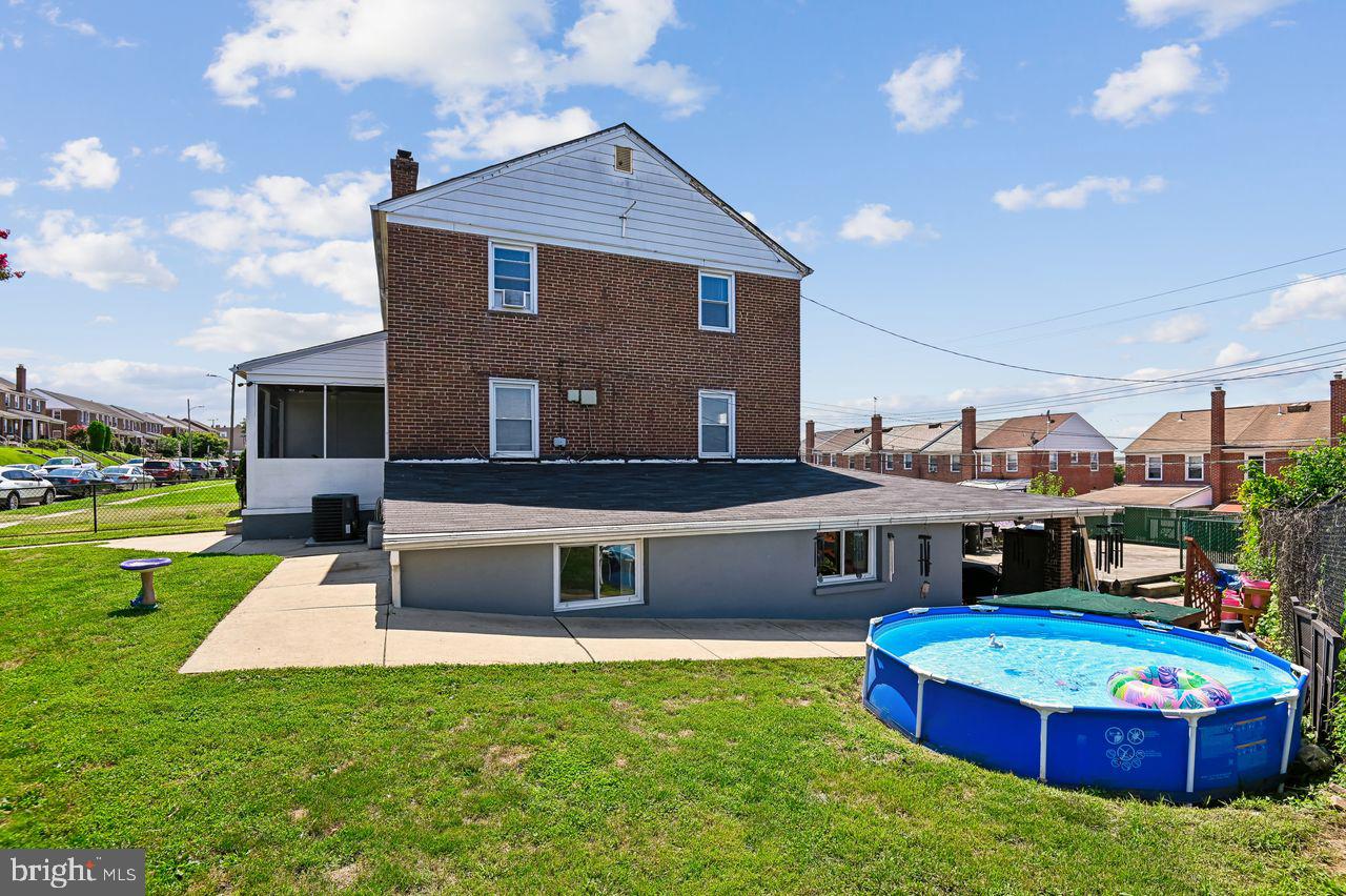 EASTWOOD - Residential