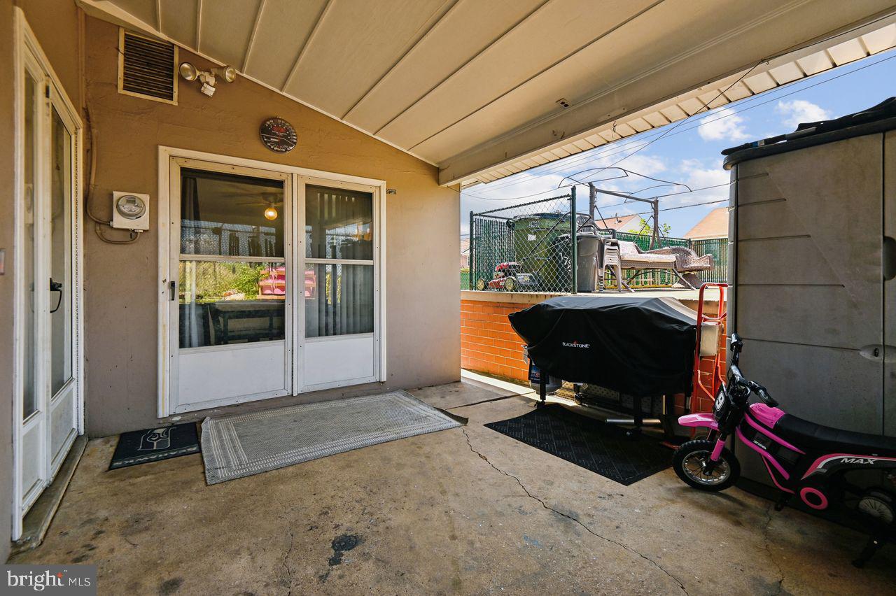 EASTWOOD - Residential
