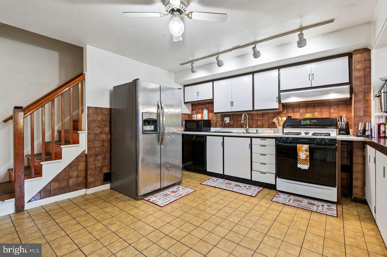 EASTWOOD - Residential