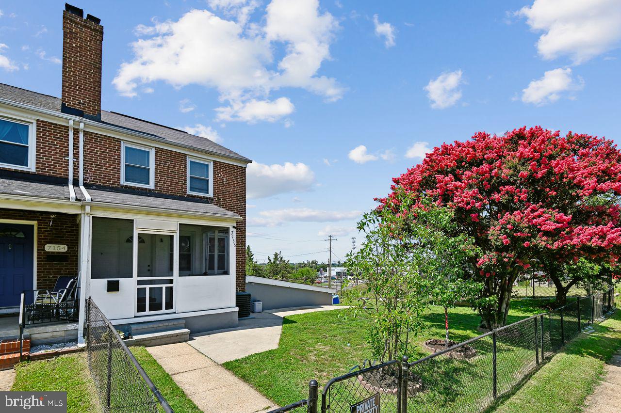 EASTWOOD - Residential