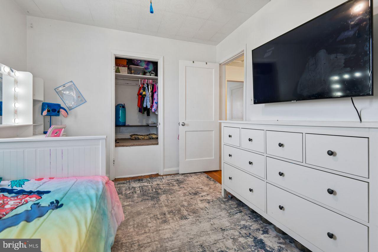 EASTWOOD - Residential