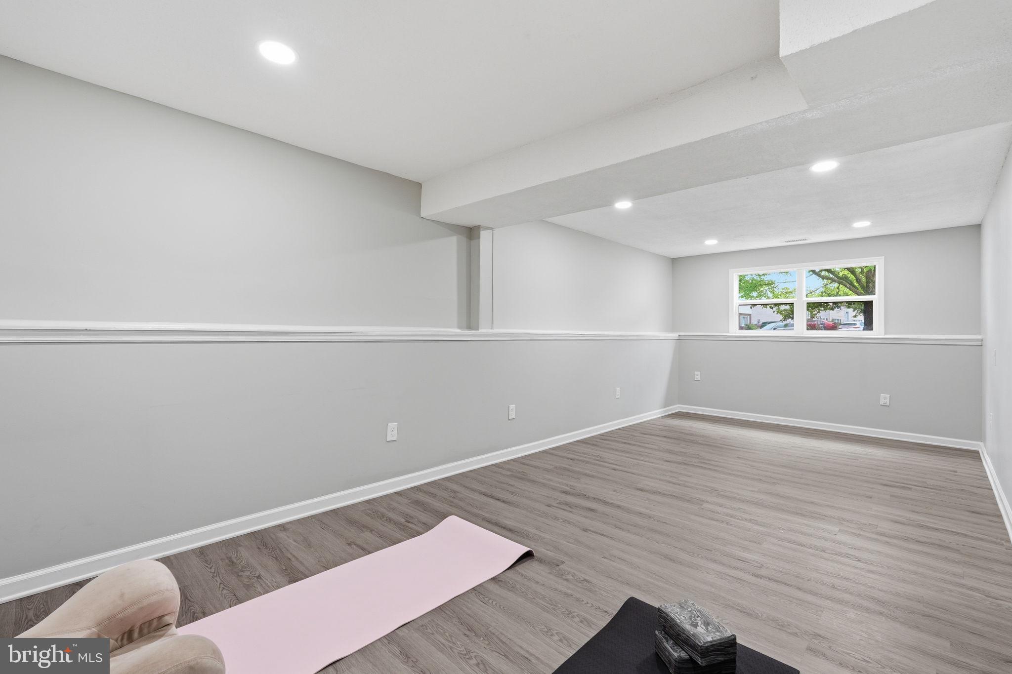 EAST PARK VILLAGE - Residential