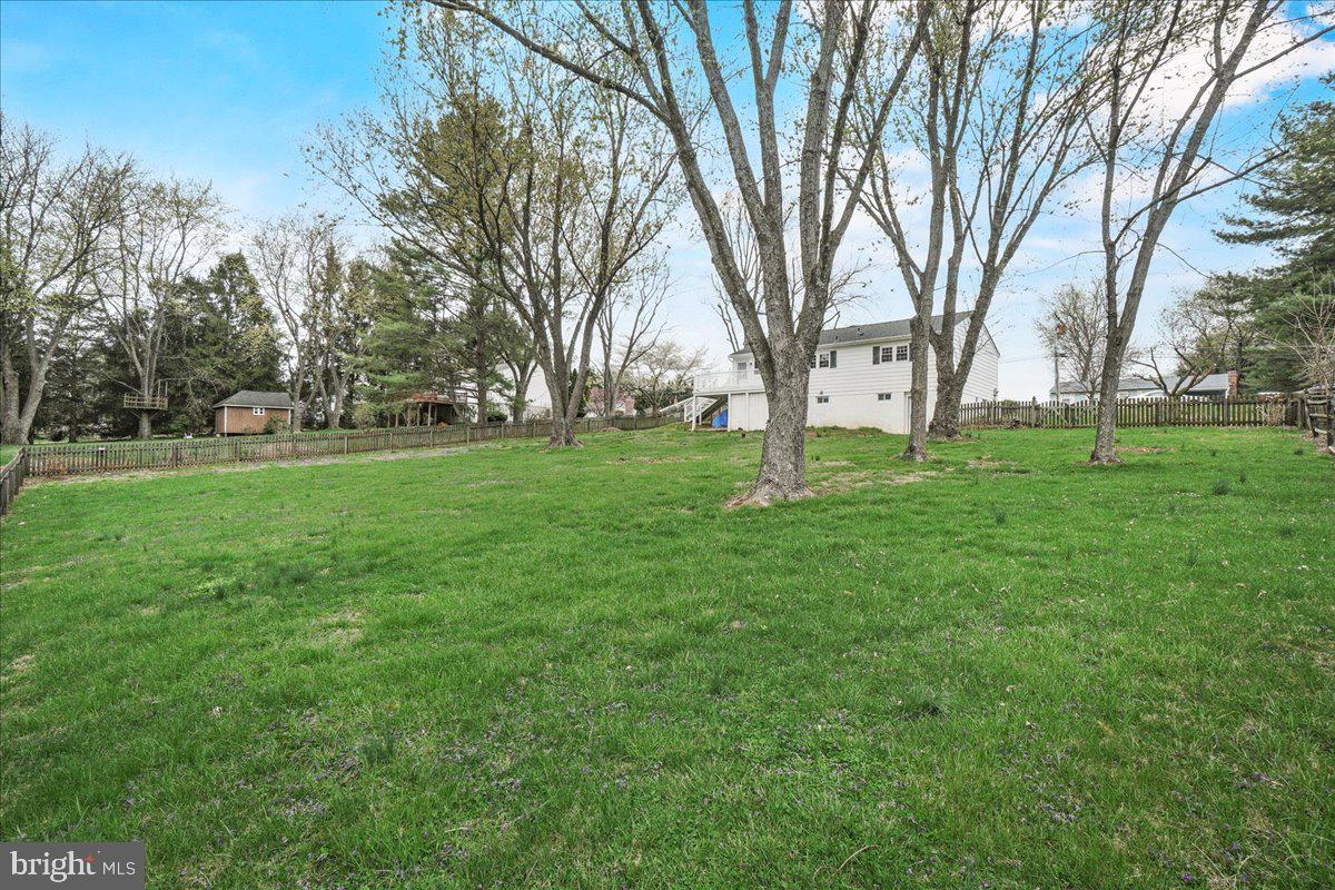 FAIR LEA HILLS - Residential